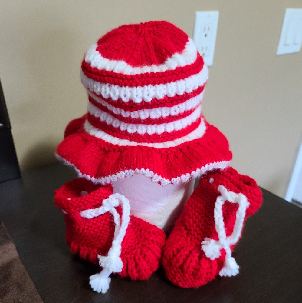 Knitted Hat and Boots Set